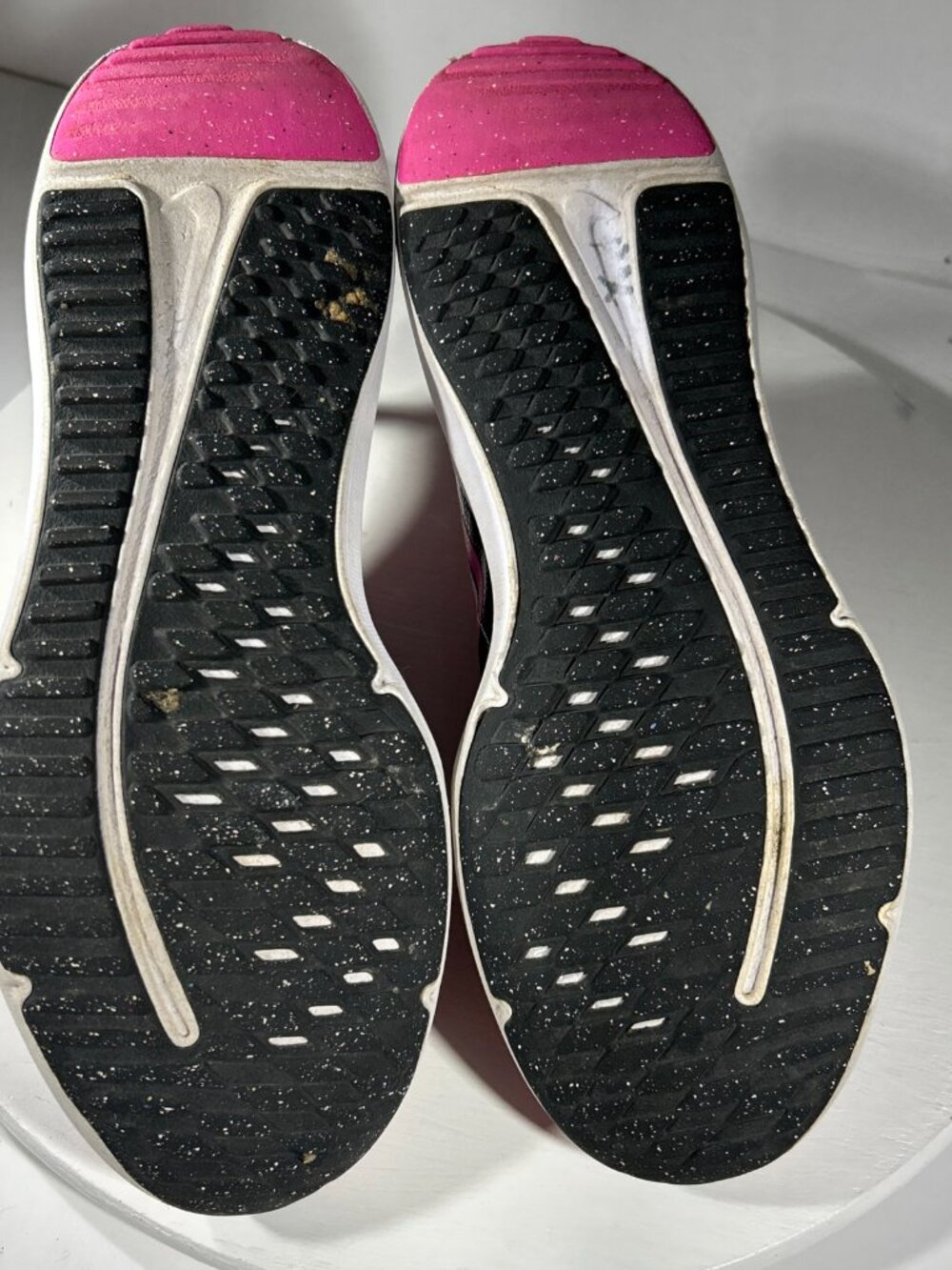 Nike Cosmic Runner Girls Running Shoes Size 4.5 Youth 4.5Y Pink Sneakers Kids - Picture 8 of 12